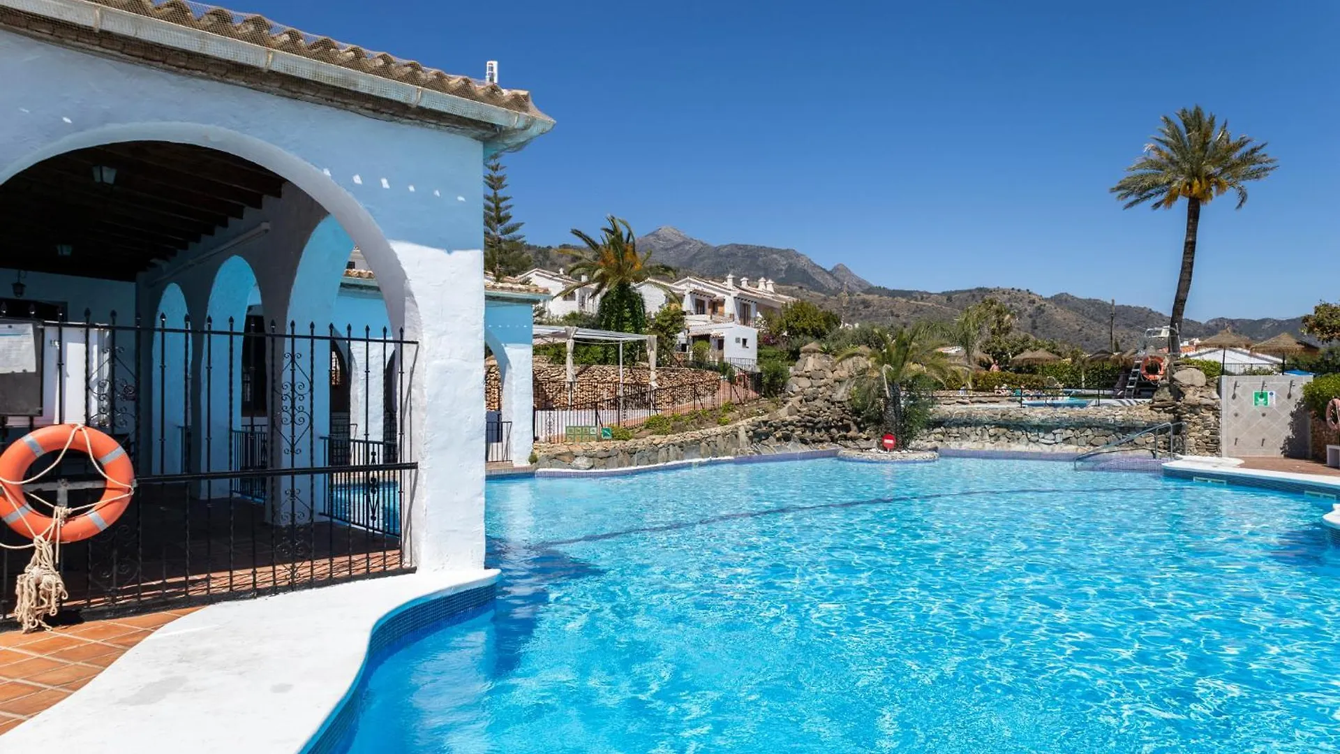 Apartment Capistrano Village, 1 Bedroom + Free Wi-Fi Nerja