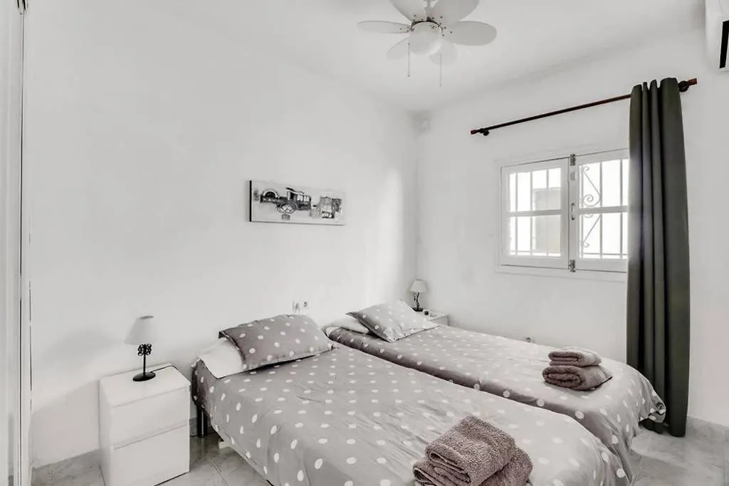 Capistrano Village, 1 Bedroom + Free Wi-Fi Nerja Apartmán